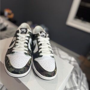 Camo Legion Green SB Dunk Low Sample